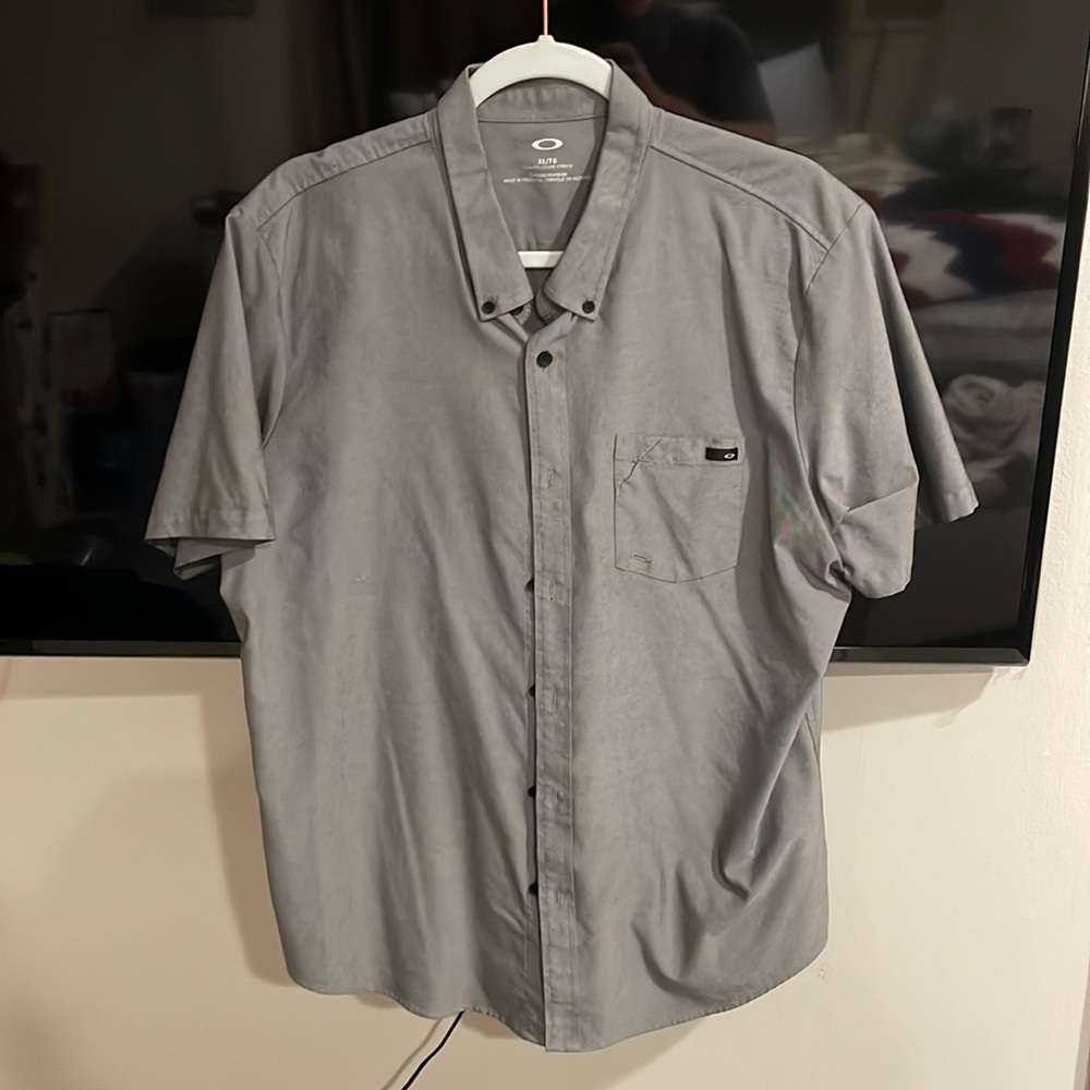 Oakley Short Sleeve Button Down